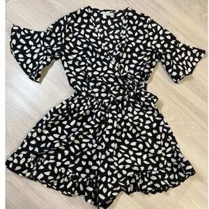 Blueberry Black White Print Wrap Romper Ruffle Sleeve V-Neck Tie Waist